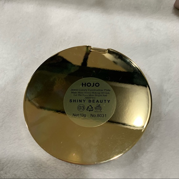 Blue Glitter Snow Globe Circle Eyeshadow Palette with 11 Colors - NIB - Picture 8 of 16